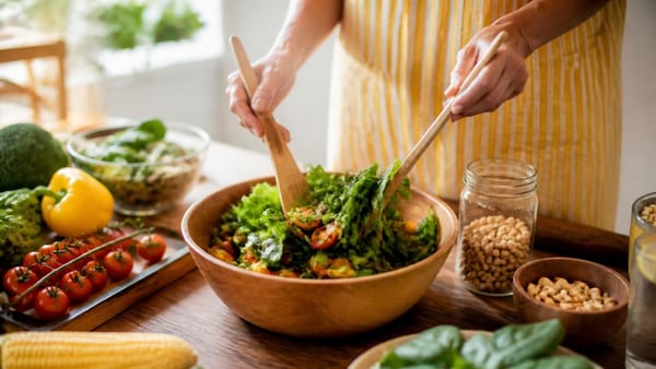 Scopri le soluzioni naturali efficaci per gestire il colesterolo elevato, dagli steroli vegetali alla berberina.