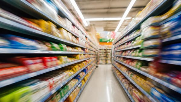 Effetto "cataratta da supermercato": perché non vedi le cose davanti a te